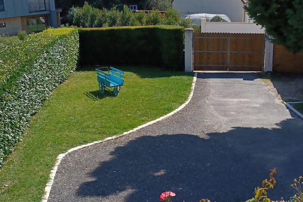Jardin et allée